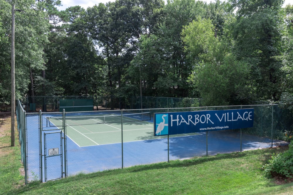Harbor Village Apartments tennis court in Richmond, Virginia