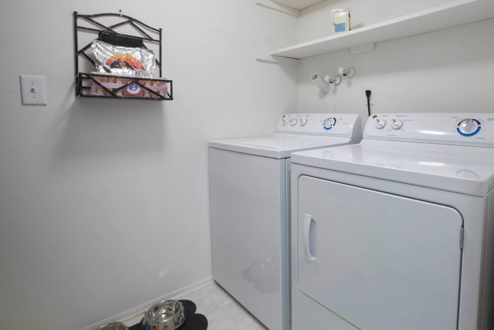 Full-size, in-home washer and dryer in Farmington Hills, Michigan at Muirwood