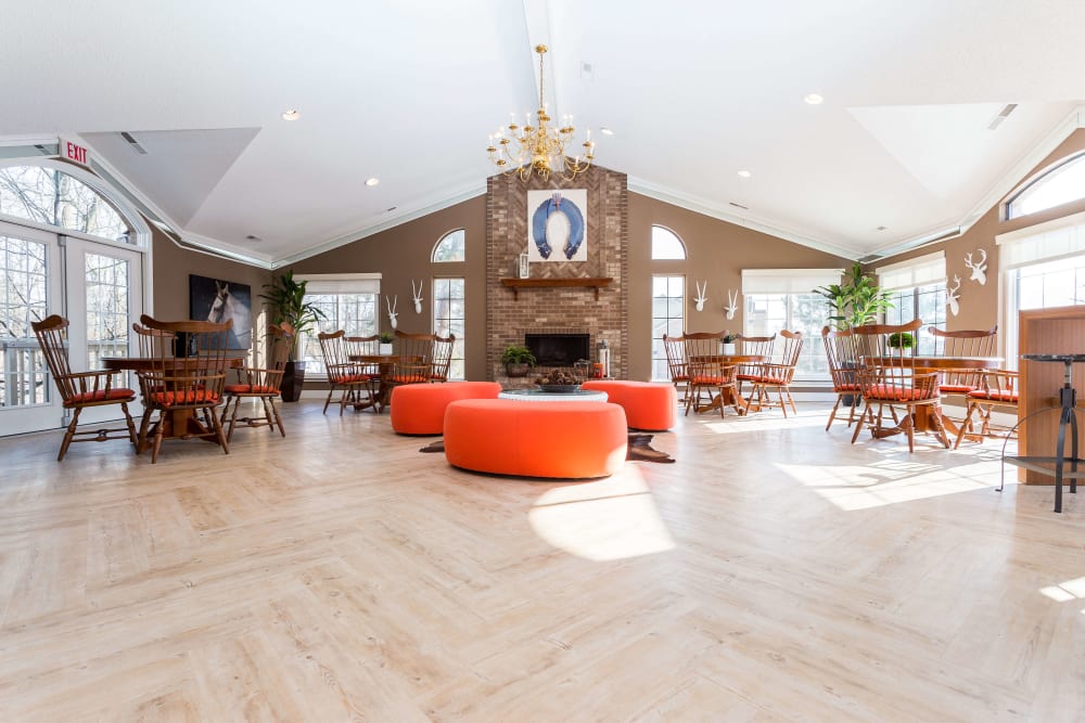 Expansive resident lounge with vaulted ceilings at Saddle Creek Apartments in Novi, Michigan