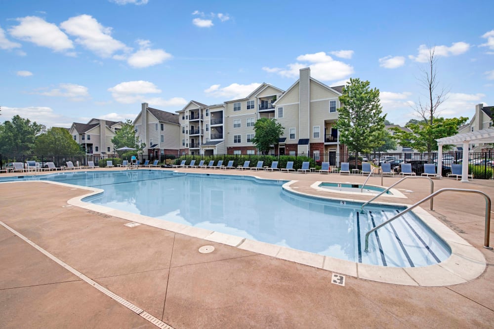 Swimming Pool at Apartments in Herndon, Virginia