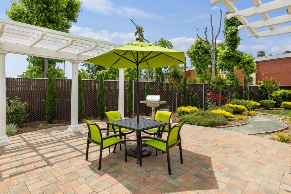 Grilling pavilion and pergola at Parkway Apartments in Fremont, California