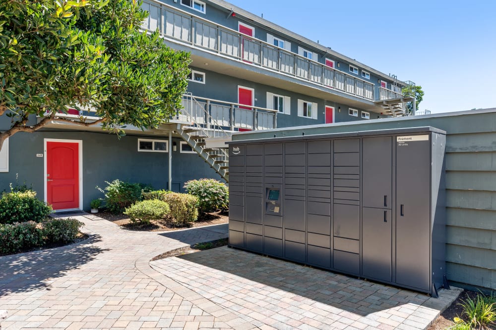 Amazon Hub package lockers at Pinebrook Apartments in Fremont, California