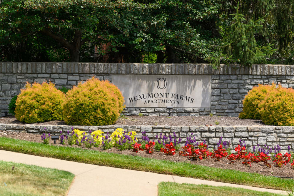 Sign entrance at Beaumont Farms Apartments in Lexington, Kentucky