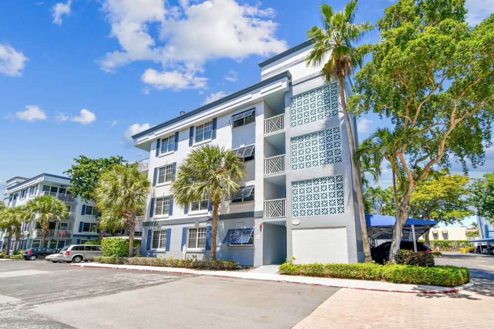 Exterior and main entrance at Bermuda Cay in Boynton Beach, Florida