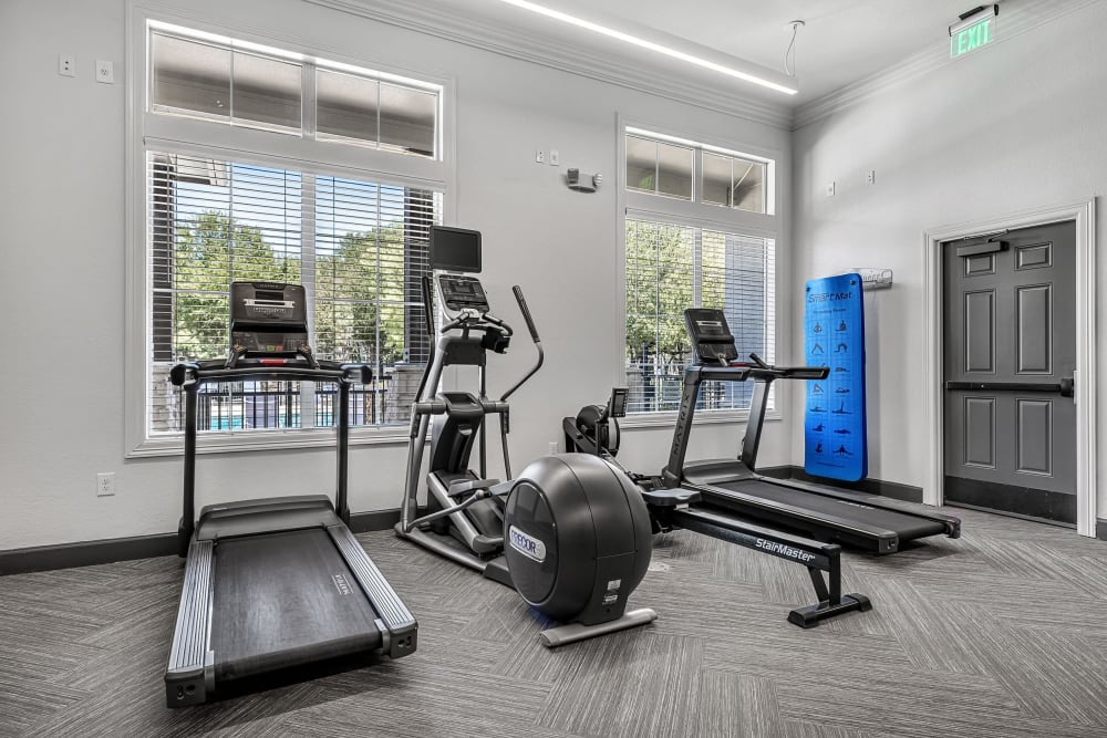 Fully equipped fitness center at Marquis Bandera in San Antonio, Texas