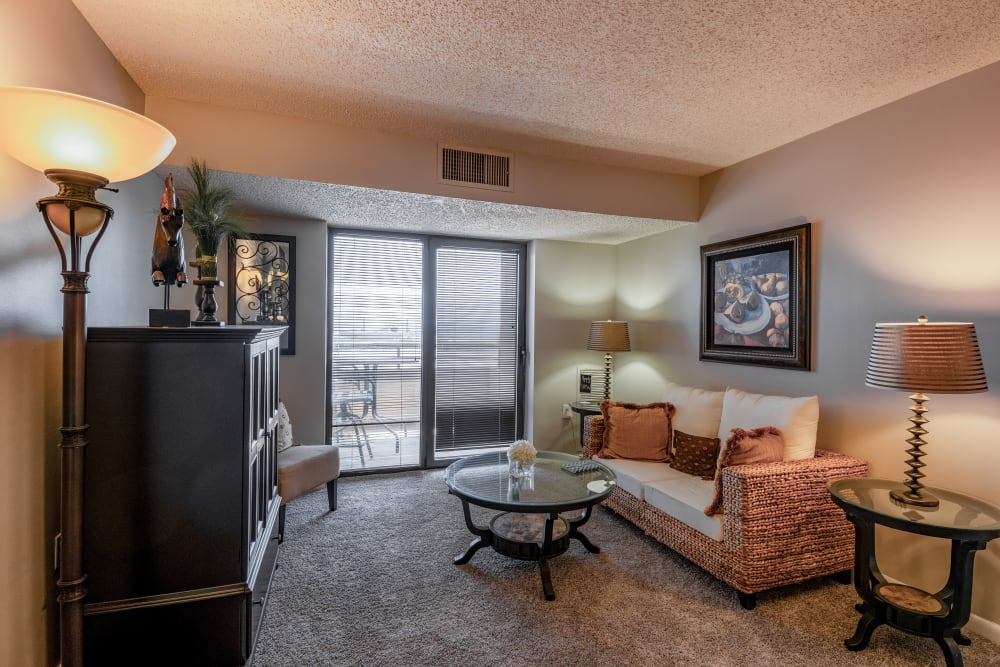 Living space at River Park Tower Apartment Homes in Newport News, Virginia
