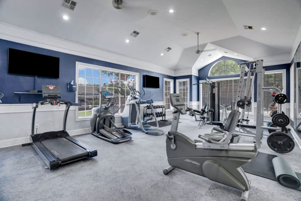Fitness Center at Apartments in Sugar Land, Texas