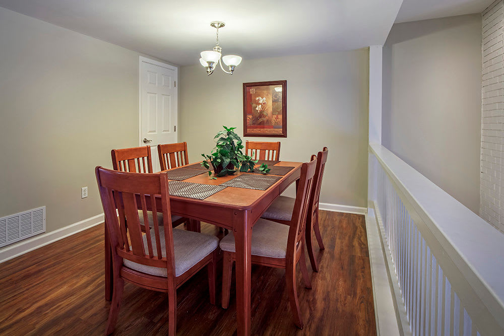 Dining room at Nineteen North Apartments in Pittsburgh, Pennsylvania