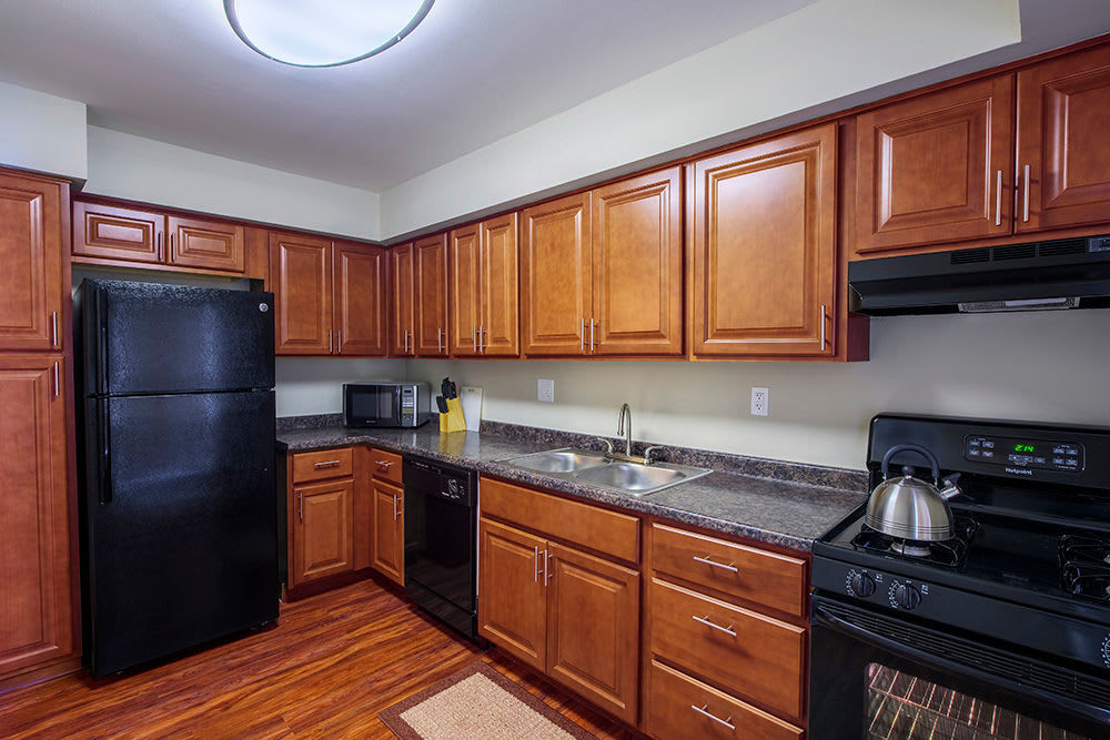 Kitchen with updated appliances at Nineteen North Apartments in Pittsburgh, Pennsylvania