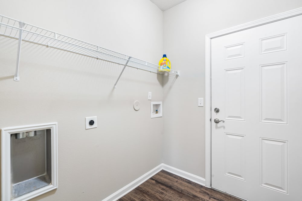 Villas at Houston Levee East Apartments offers a Beautiful Walk-in Closet in Cordova, Tennessee