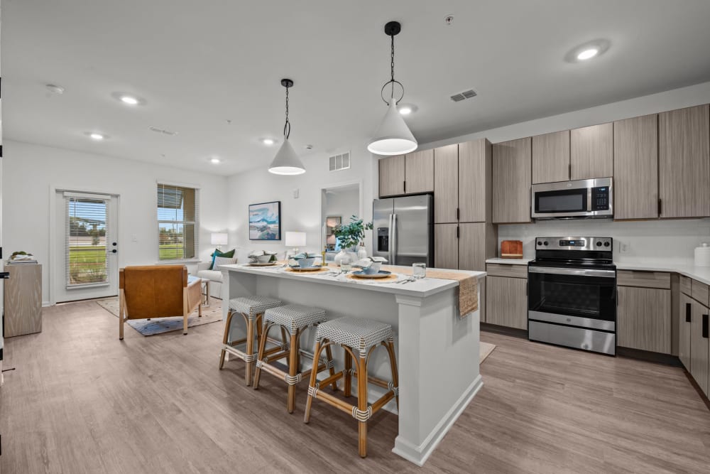 Luxurious kitchen at Altura | Apartments & Townhomes in Pensacola, Florida