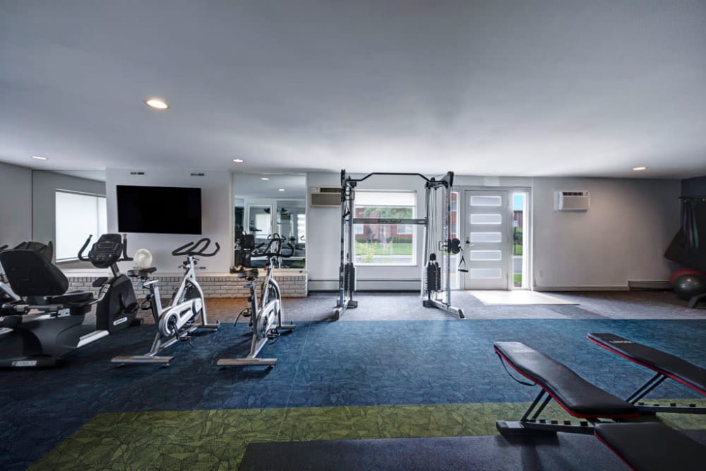Fitness centre at Ten 30 and 49 Apartments in Broomfield, Colorado