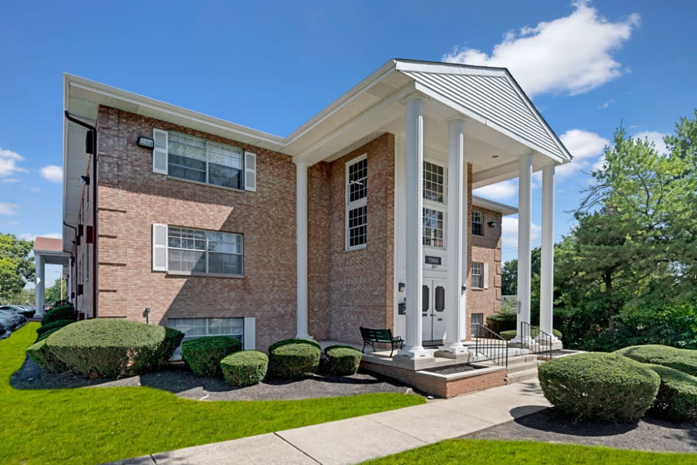 Front view at Apartments in Reynoldsburg, Ohio