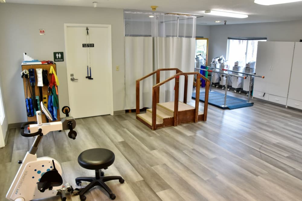 Rehab gym at Regency Care of Rogue Valley in Grants Pass, Oregon