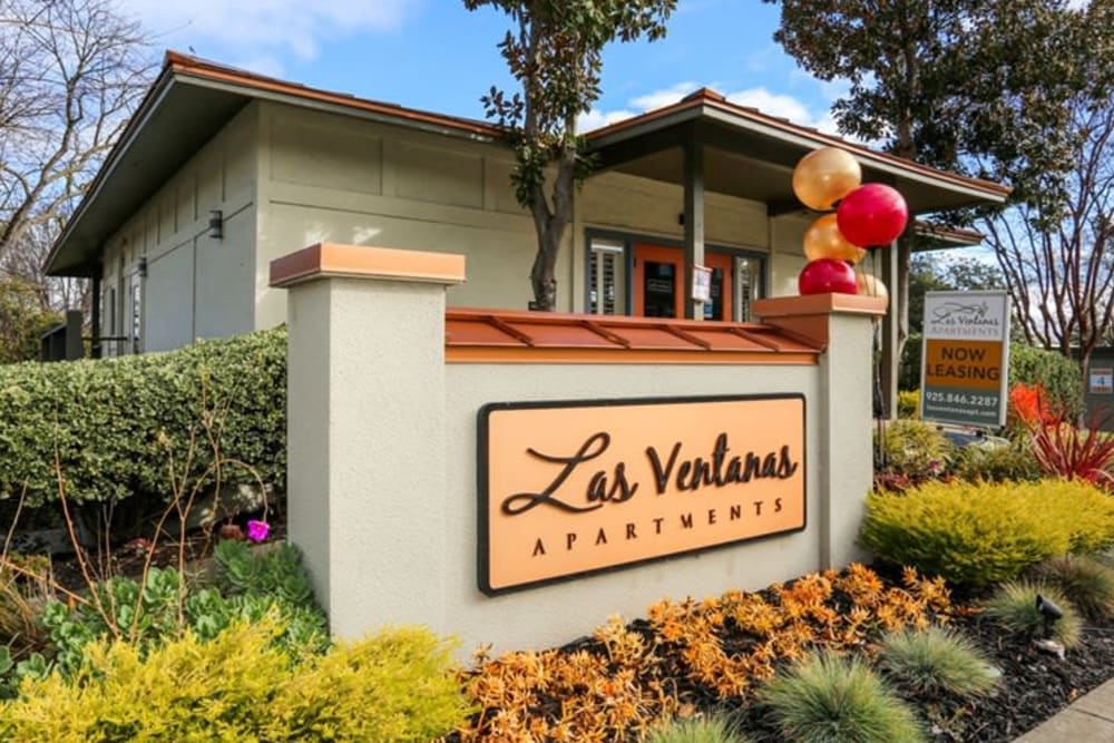Exterior sign at Las Ventanas in Pleasanton, California
