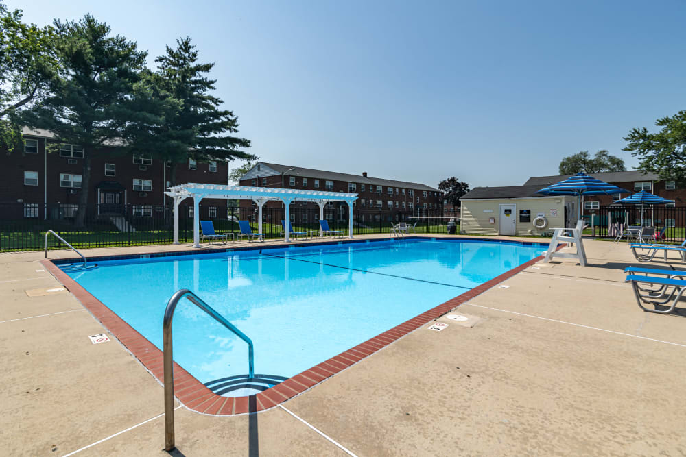 Swimming pool at Hyde Park Apartment Homes in Bellmawr, New Jersey