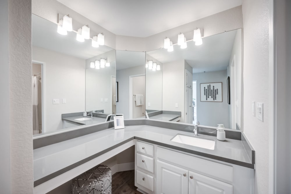 Sofi Irvine Apartments Bathroom Vanity 