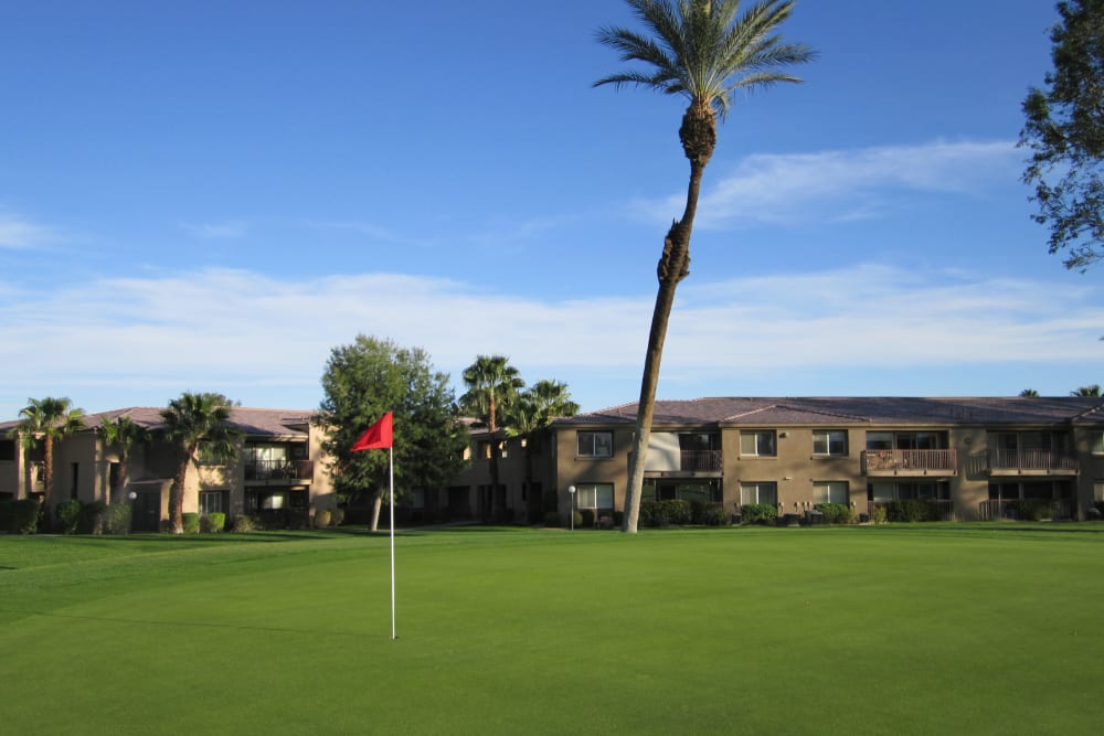 Outdoor putting green at Villas on the Green in Palm Desert, California