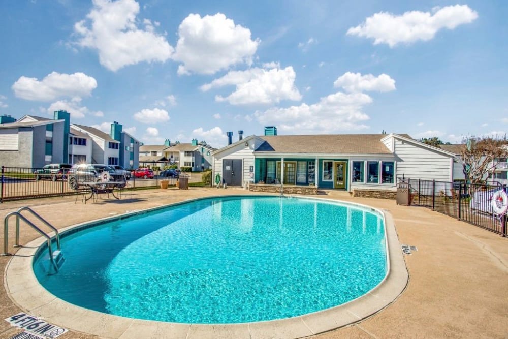 Beautiful swimming pool at Sagamore Apartment Homes in Benbrook, Texas