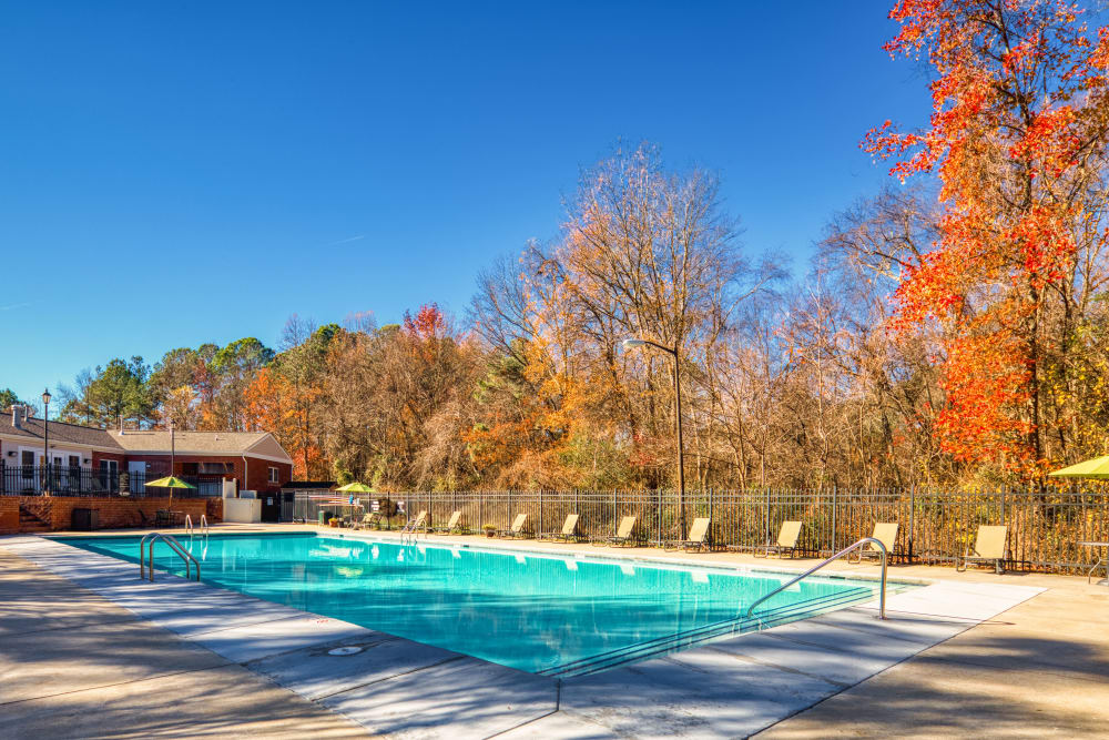 The resort-style swimming pool at Millspring Commons in Richmond, Virginia