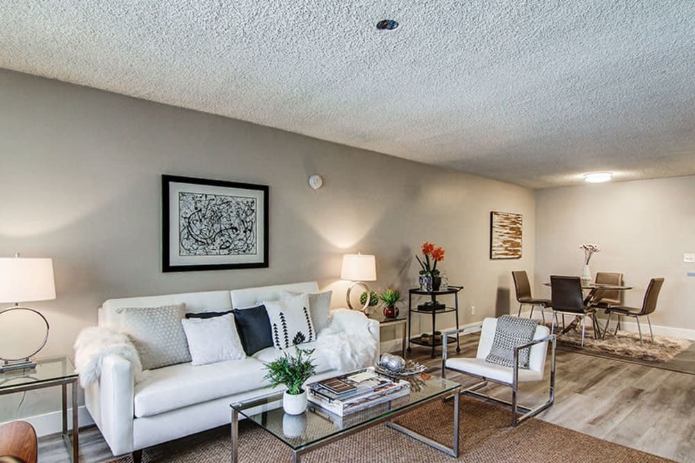 Living room at Yarmouth Apartments in Encino, California