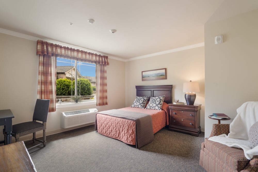 Bedroom at River Oaks in Miamisburg, Ohio