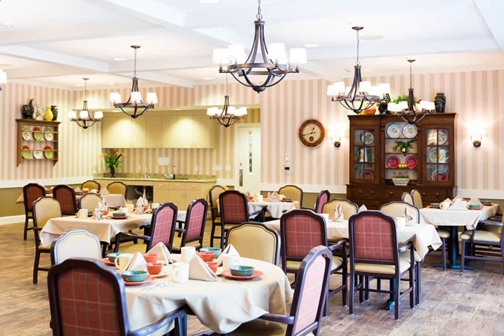 Dining room at River Oaks in Miamisburg, Ohio