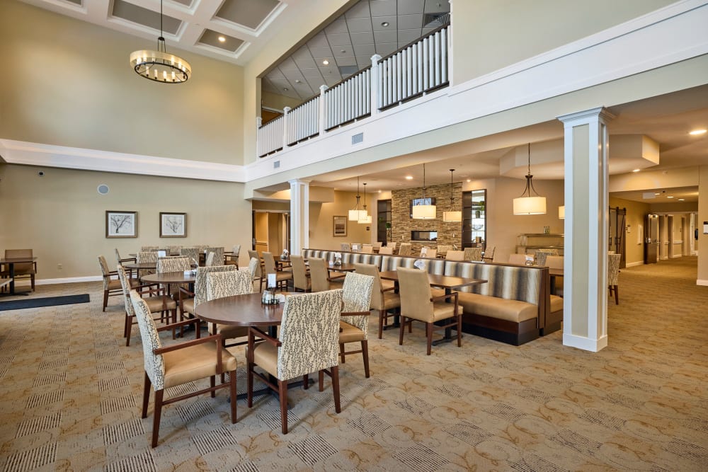 Dining area at Legacy Living Green Township in Cincinnati, Ohio