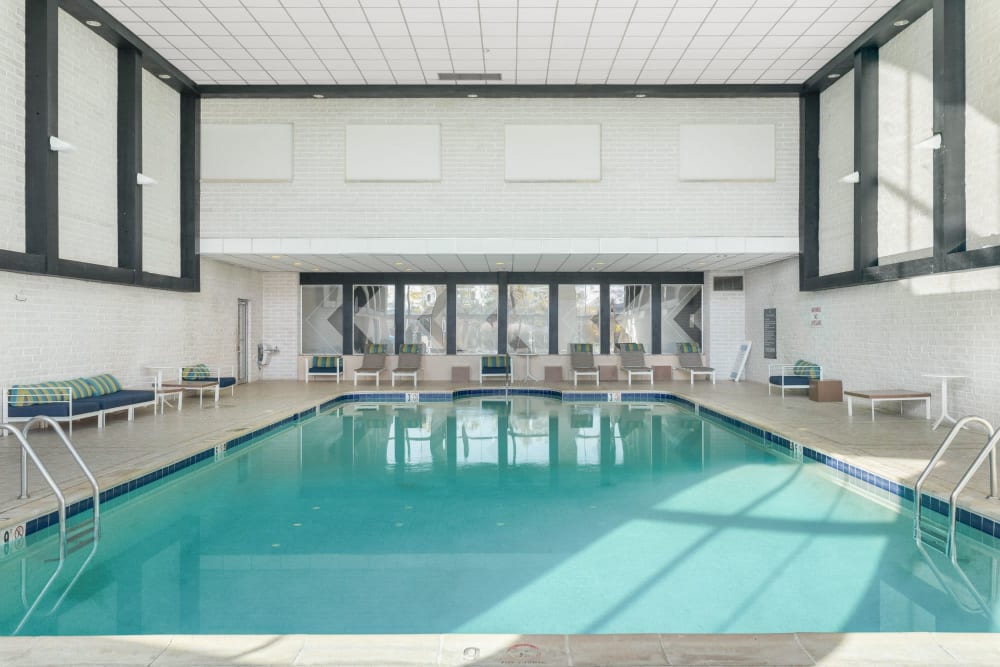 Luxurious pool at The Vantage in Beachwood, Ohio