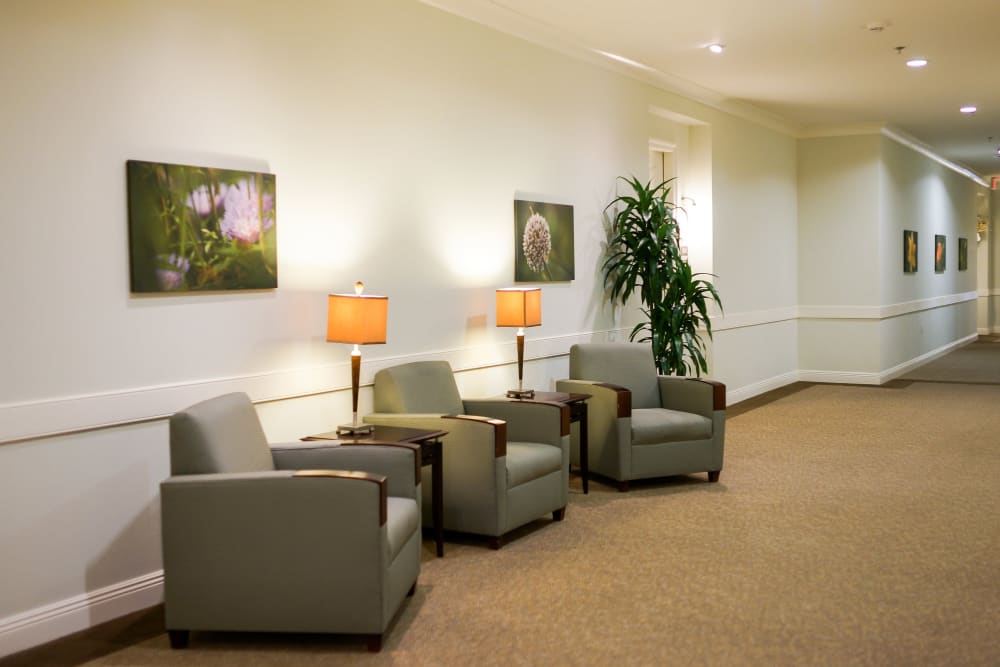 sitting area in a hallway at The Blake at Flowood in Flowood, Mississippi
