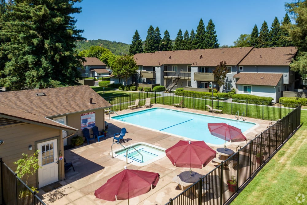 Outdoor swimming pool at Creekside Park Apartments in Napa, California