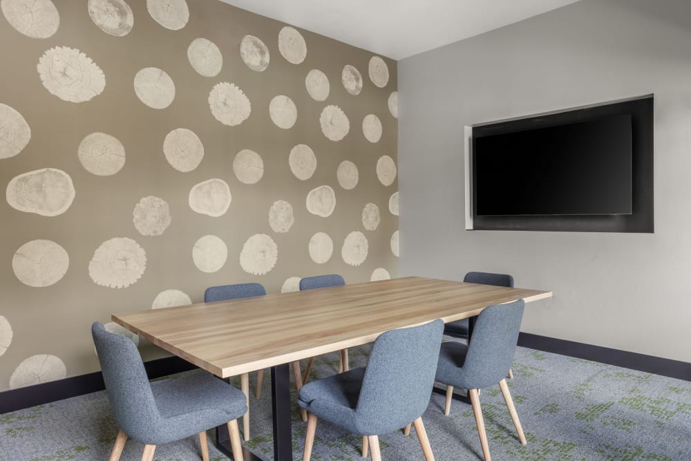 cozy meeting room at Woodland Apartments in Olympia, Washington