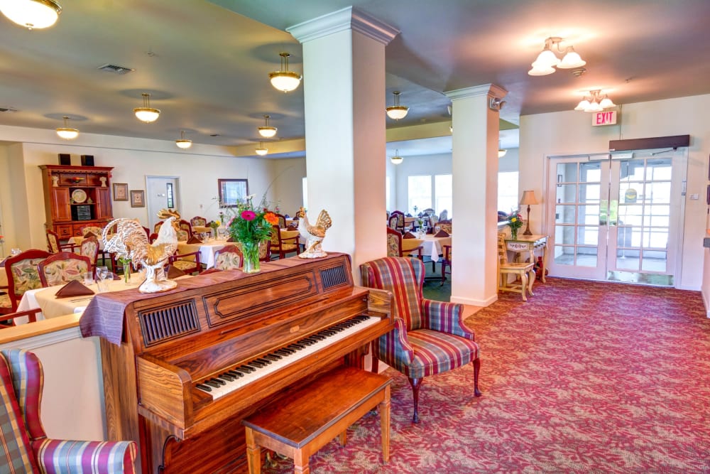 Piano off of the community dining room at Morrow Heights Assisted Living in Rogue River, Oregon