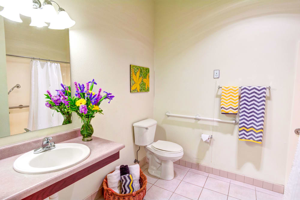 Large bathroom of a model senior apartment at Hawks Ridge Assisted Living in Hood River, Oregon