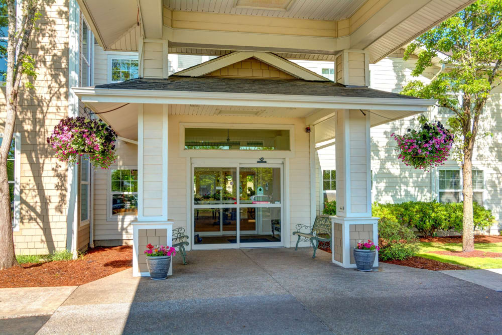 Porte cochere at the front entrance to Vineyard Heights Assisted Living in McMinnville, Oregon