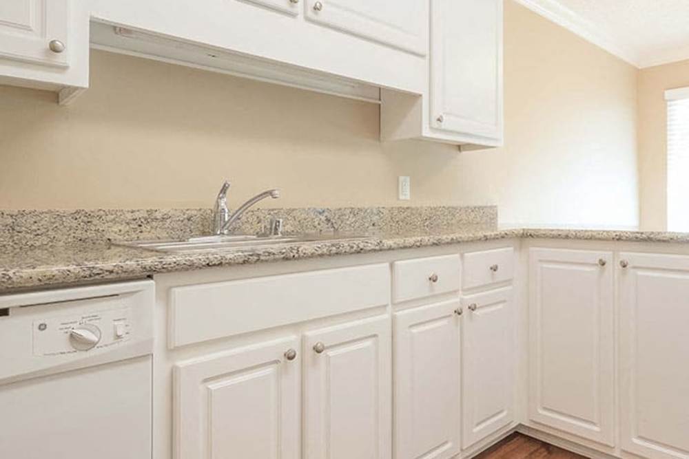  Kitchen of The Meridian Apartment Homes in Walnut Creek, California