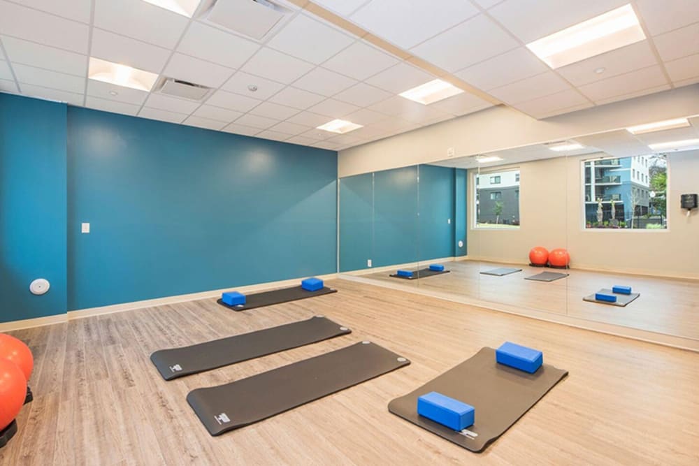 Yoga studio at Acasă Vista Towers in Columbia, South Carolina