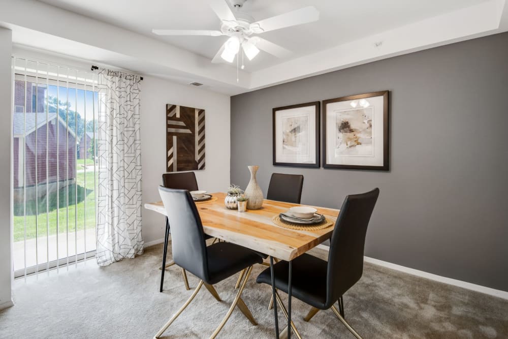 Dining room at Columbia Pointe in Columbia, Maryland