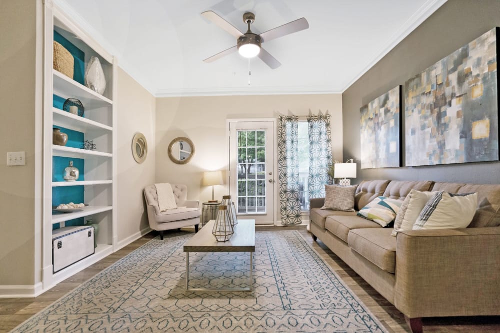 Living room with fan at Rutherford Glen in Atlanta, Georgia