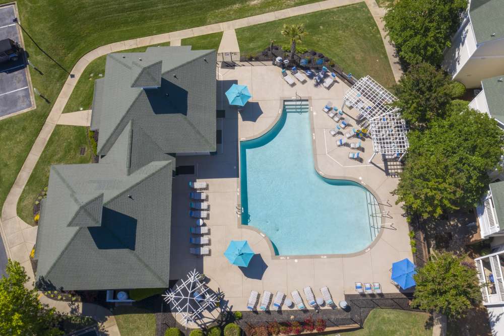 aerial view of the pool at Acasă Willowbrook Apartments in Simpsonville, South Carolina