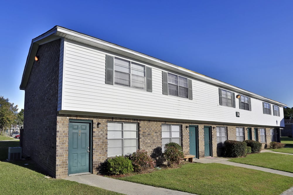 2 Story apartments at Patriot's Place Townhomes in Goose Creek, South Carolina
