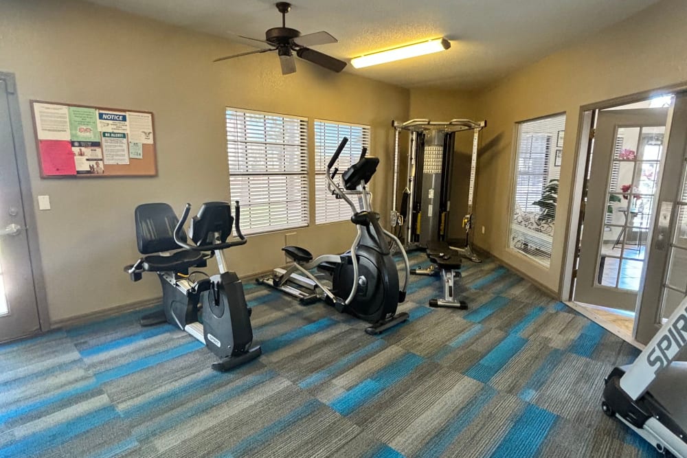 gym at Cottonwood Crossing Apartments in Casa Grande, Arizona 