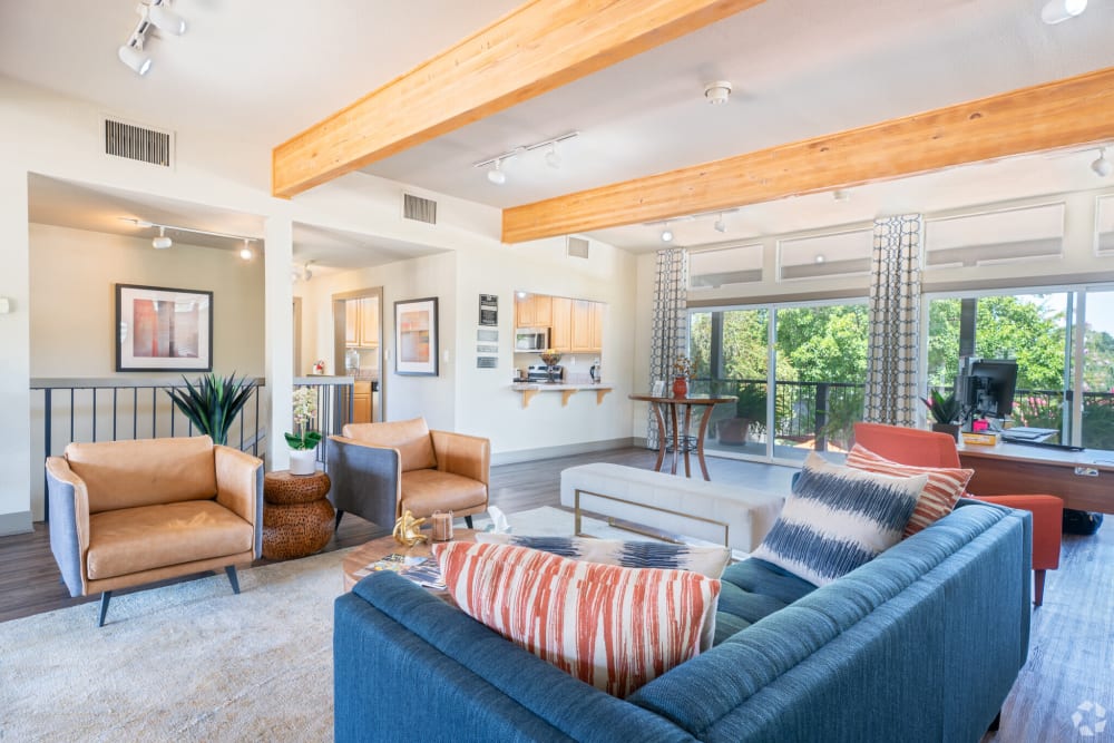 Cozy living space at Las Ventanas in Pleasanton, California