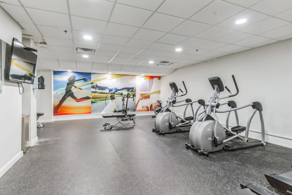Fitness Center with high end equipments at Chestnut Hill Tower in Philadelphia, Pennsylvania