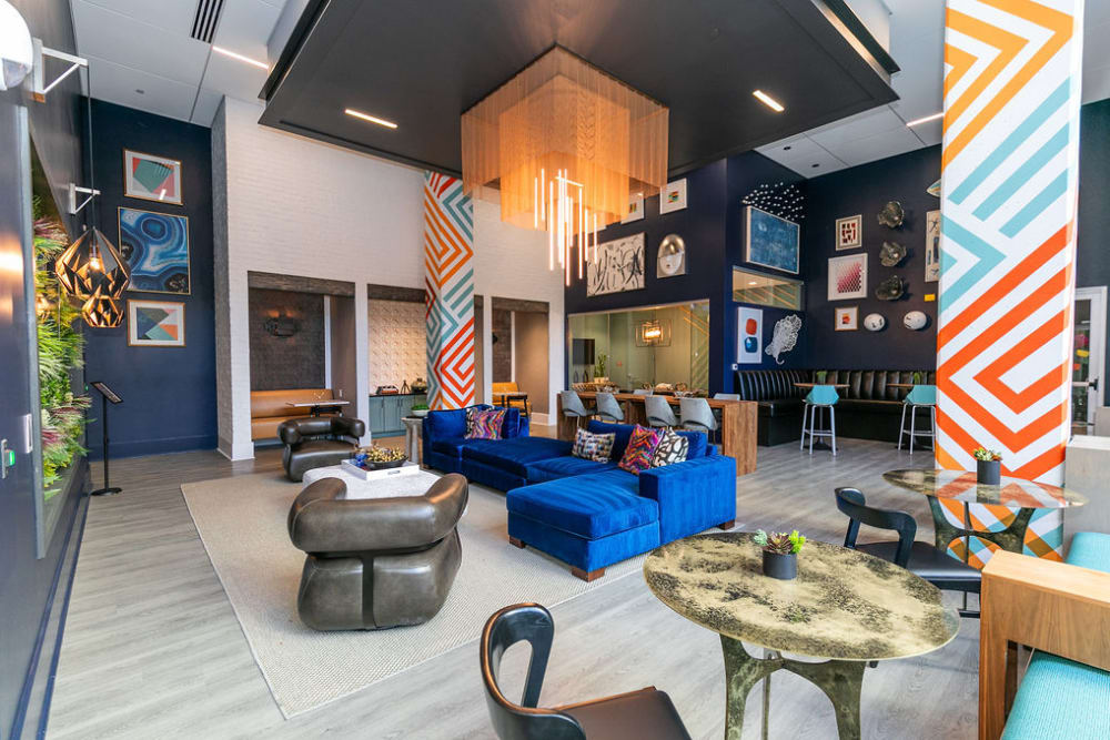 Clubhouse lounge at EDGE on the Beltline | Apartments in Atlanta, GA