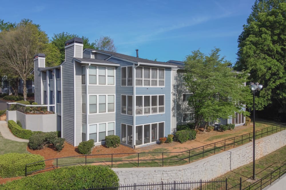 Photos of Chatsworth Apartments in Chamblee, GA