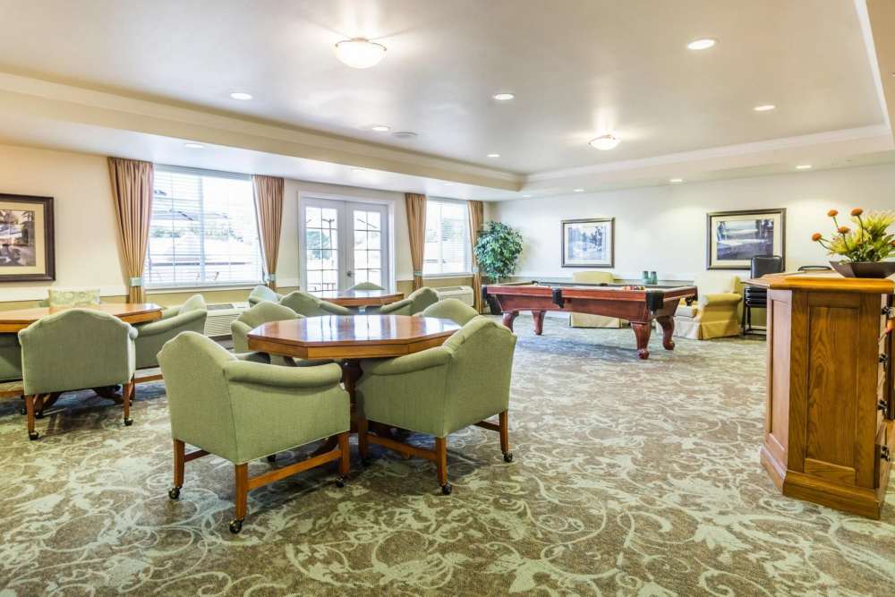 Community lounge area at Lakeview Senior Living in Lakewood, Colorado