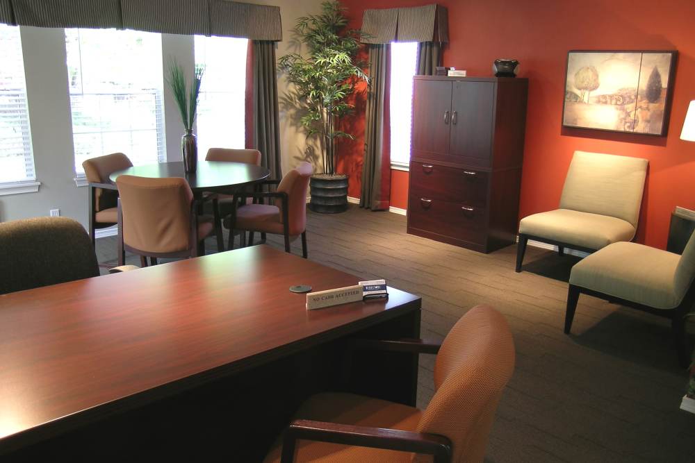 Offices at Windstone in Everett, Washington