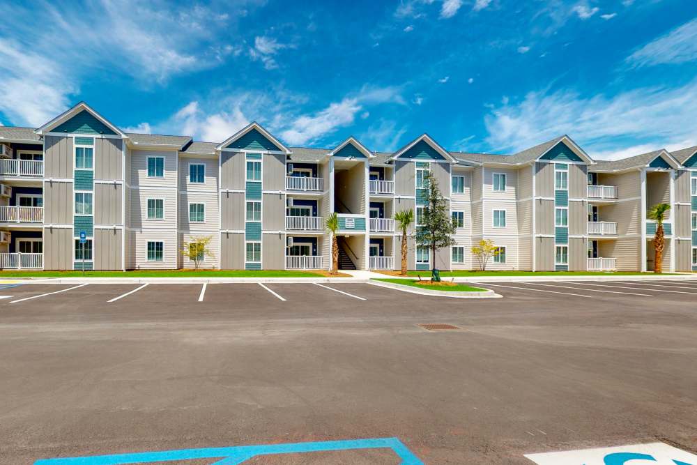 Easy-access parking at Coastal Club Apartments in Brunswick, Georgia