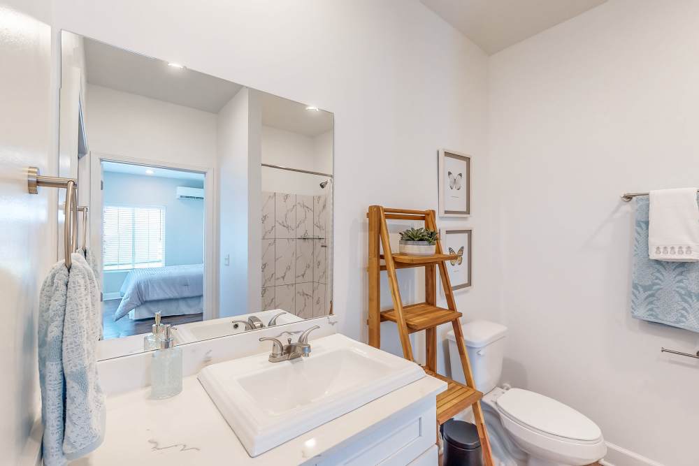Large bathroom at Coastal Club Apartments in Brunswick, Georgia